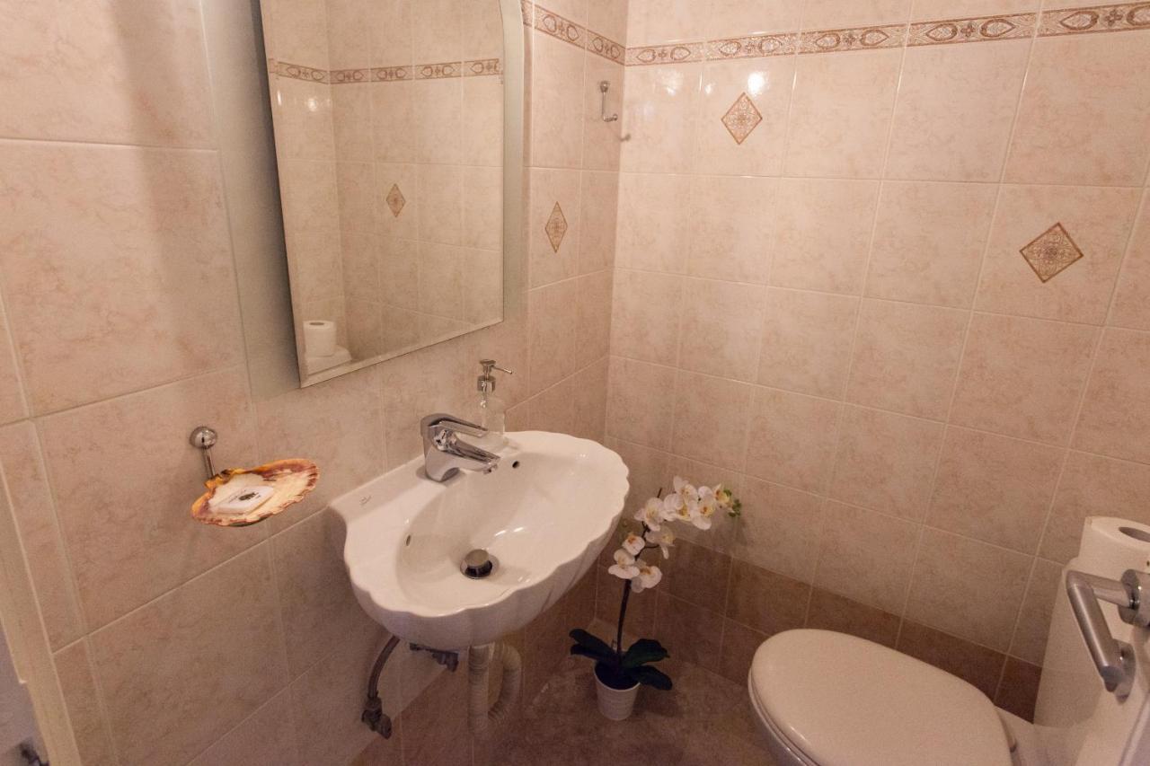 Lovely Apartment In Psychiko - Renovation May 2025 Athens Exterior photo